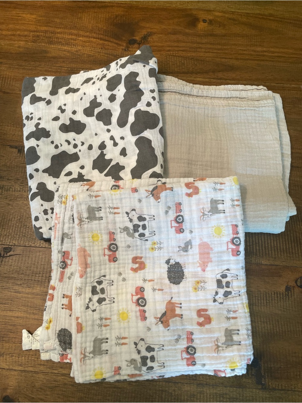 Muslin swaddle blankets bundle